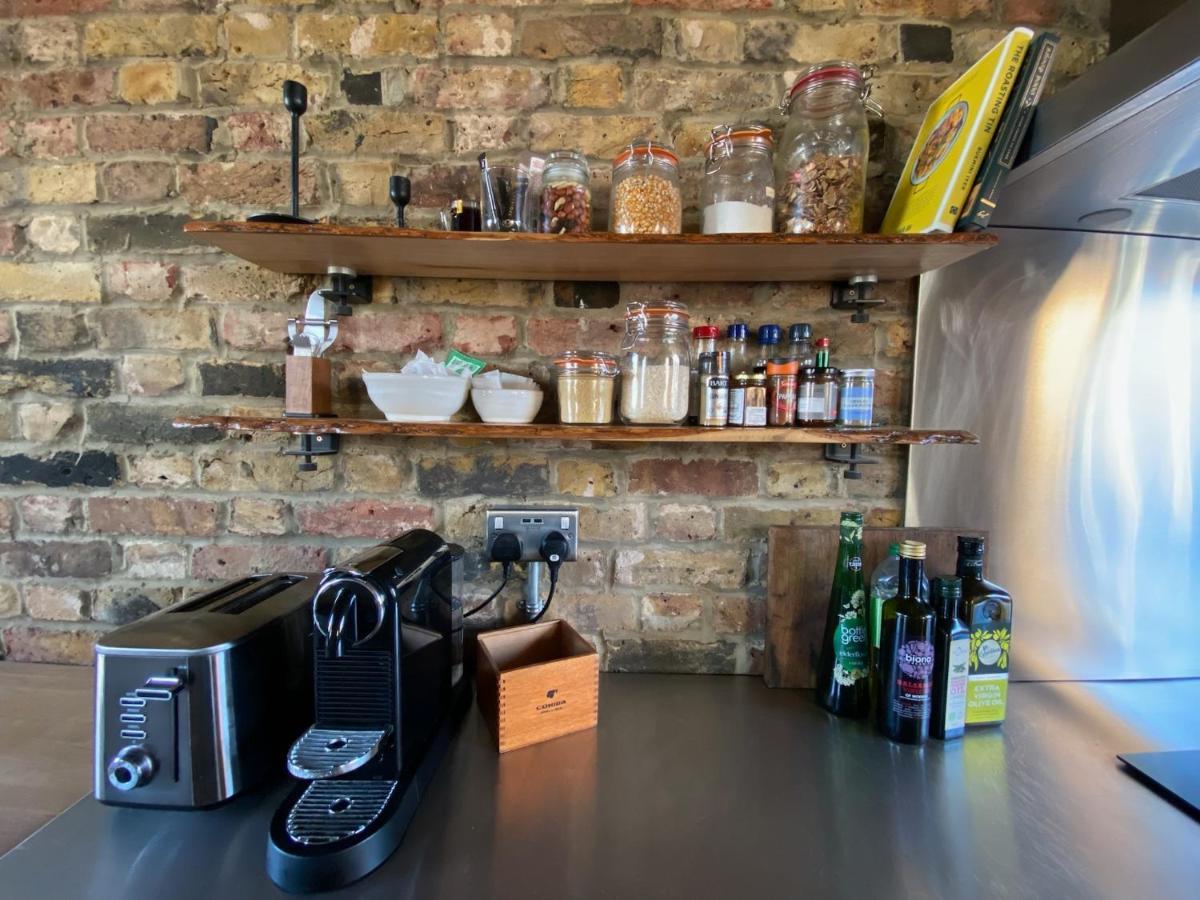 Bright & Beautiful Loft 10Mins To Shoreditch Londra Esterno foto